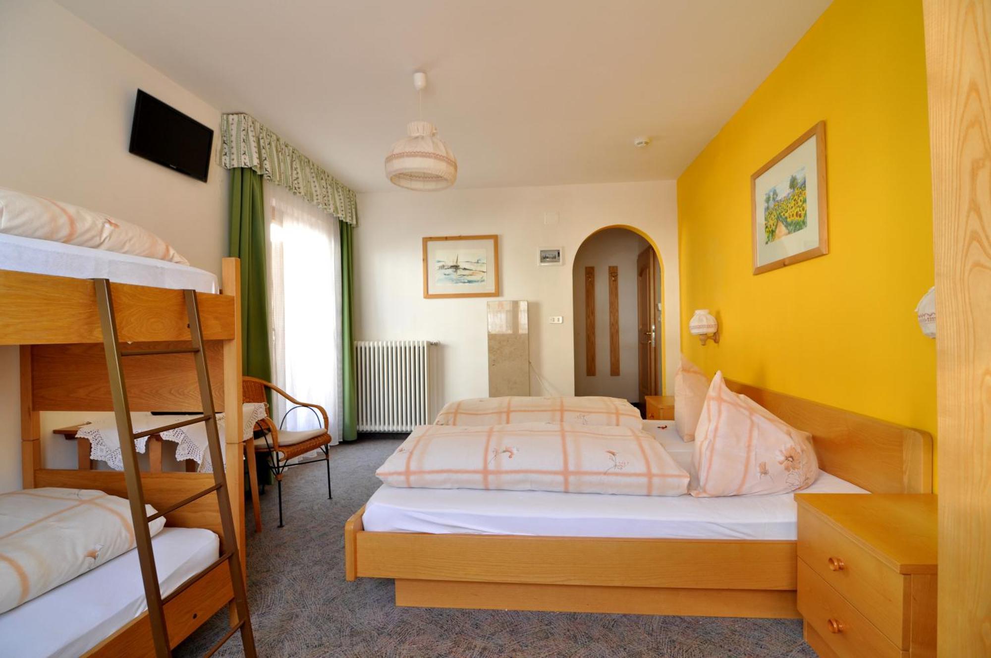 Hotel Traube - Stelvio Kültér fotó