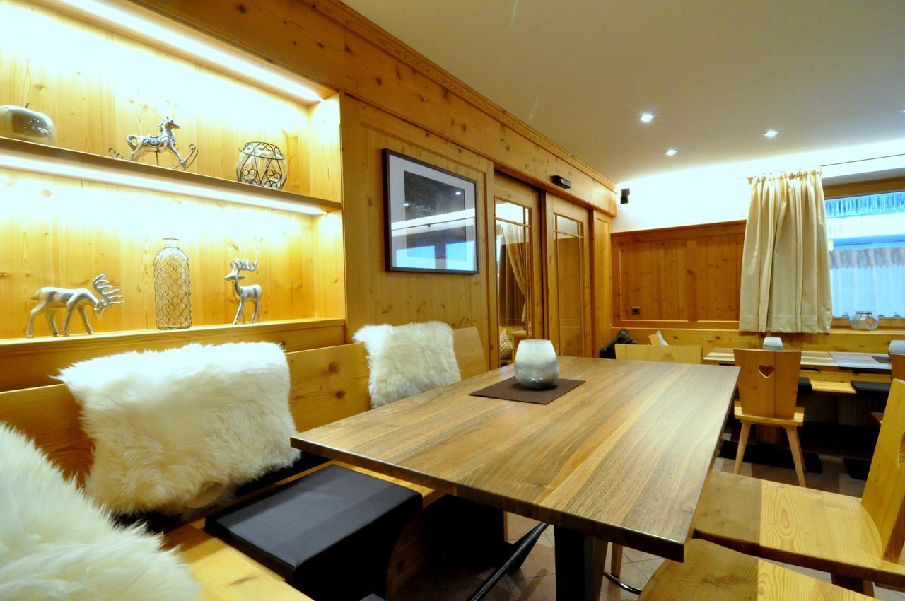 Hotel Traube - Stelvio Kültér fotó